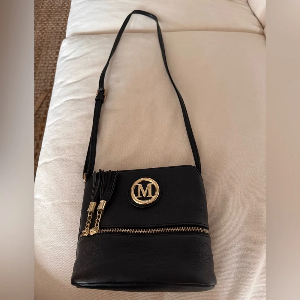 Michael Kors Black Crossbody Bag w/ Gold Accents, max 30” drop strap - Picture 5 of 5